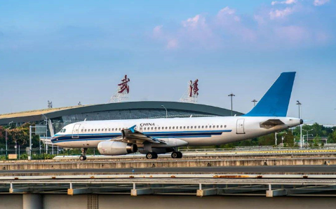 吉林市空运武汉机场